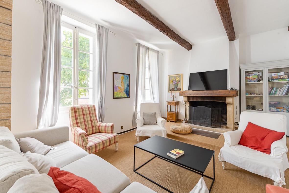 Maison De Maitre 230M² En Plein Coeur Du Village Camps-la-Source 외부 사진