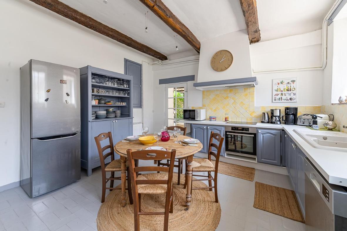 Maison De Maitre 230M² En Plein Coeur Du Village Camps-la-Source 외부 사진