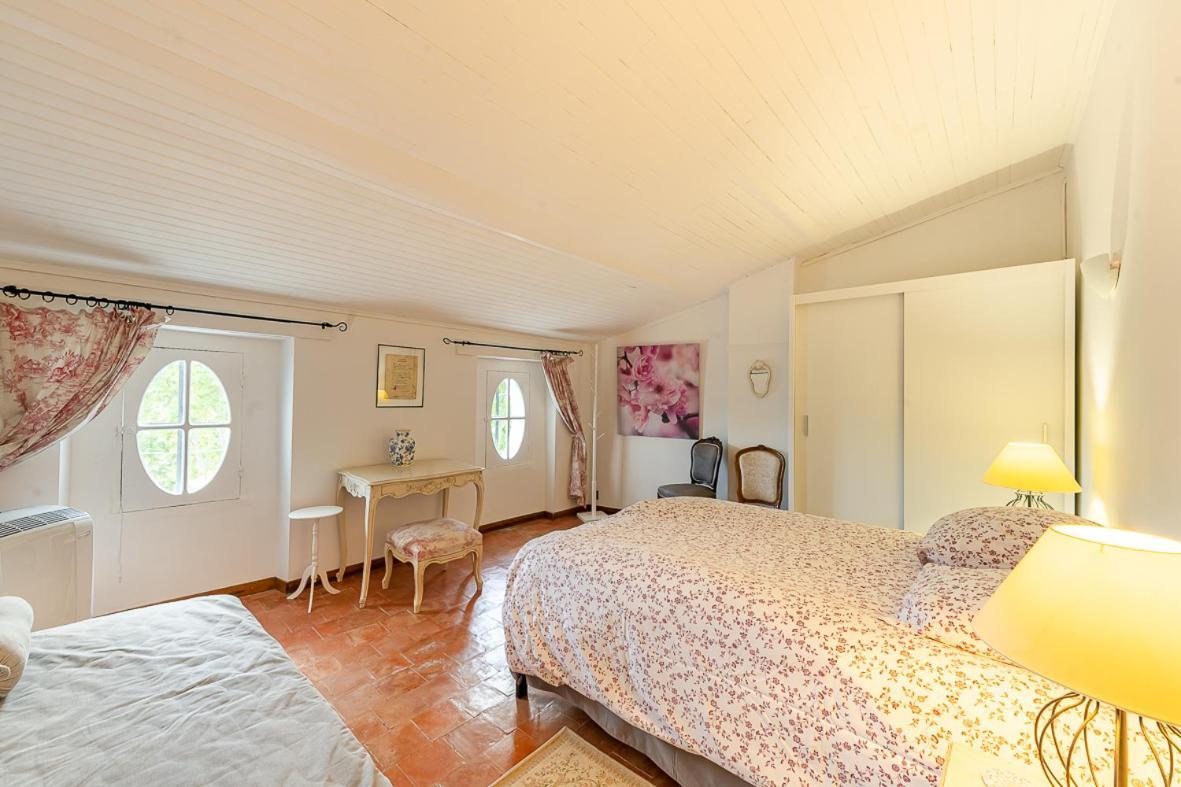 Maison De Maitre 230M² En Plein Coeur Du Village Camps-la-Source 외부 사진