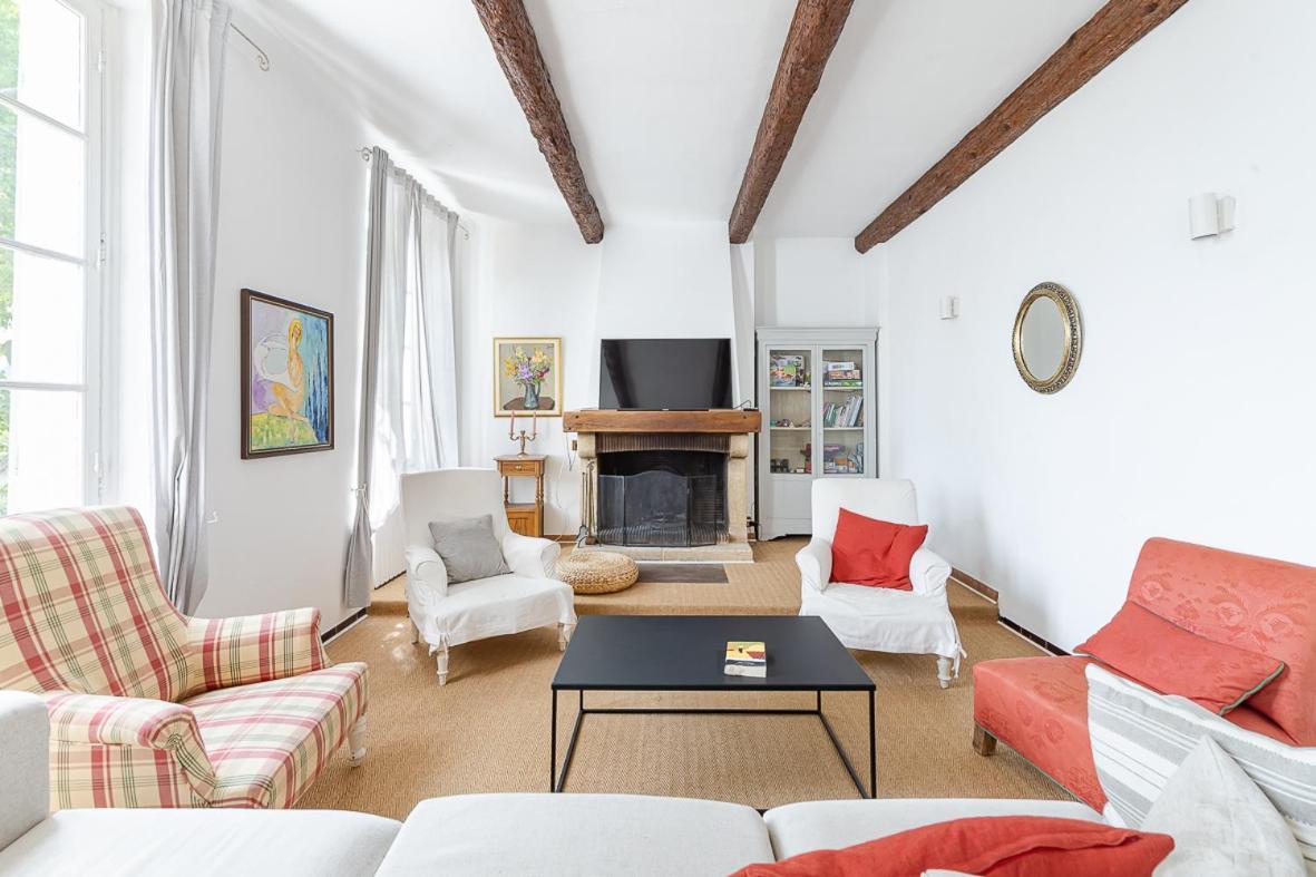 Maison De Maitre 230M² En Plein Coeur Du Village Camps-la-Source 외부 사진