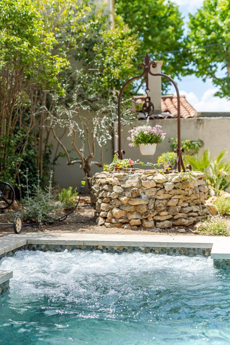 Maison De Maitre 230M² En Plein Coeur Du Village Camps-la-Source 외부 사진